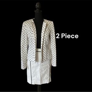 2 PIECE CAREER GIRL SUIT SIZE 4/6 SEE DESCRIPTION. VERY GENTLY WORN